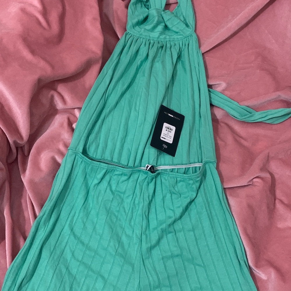 Mint-all in all multi way jumpsuit fashion nova sz Medium - Picture 10 of 12
